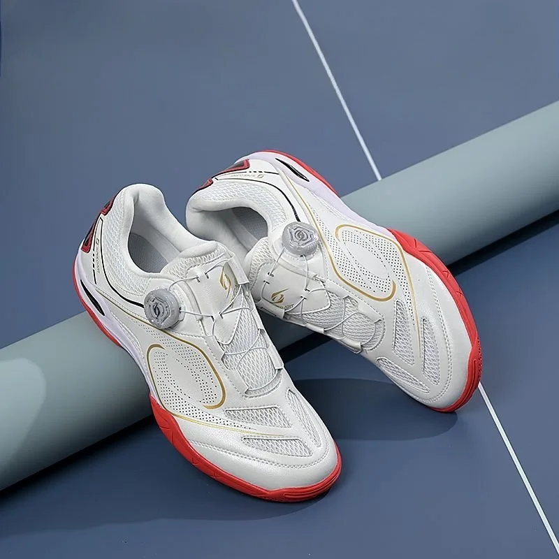 حذاء تنس الطاولة الكلاسيكي للر - مراجعة Badminton Youth وسعره